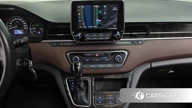 Hyundai The New Grand Starex 2018 Серебристо-серый из Кореи, фото 6