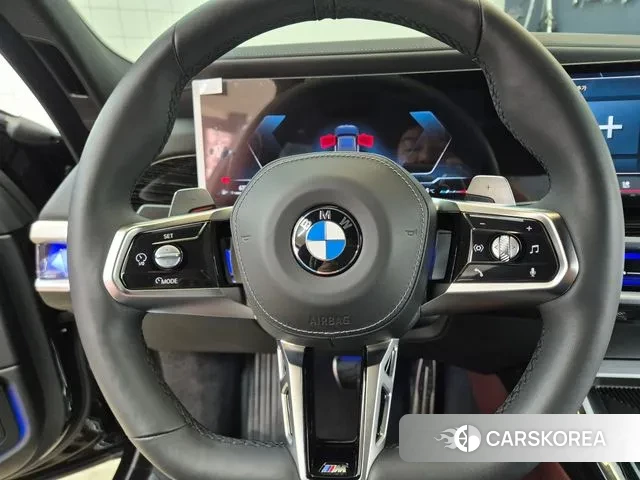 BMW 7 Series (G70) 2025 Черный из Кореи, фото 6