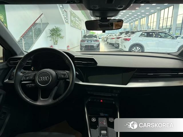 Audi A3 2023 Белый из Китая, фото 6