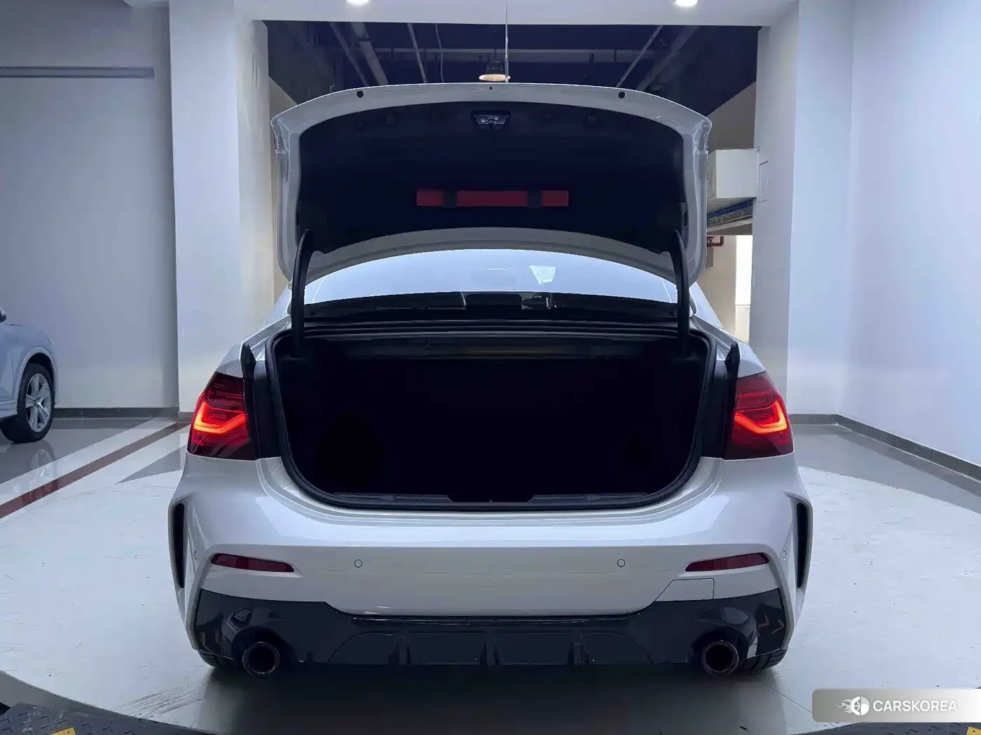 BMW 1 series 2023 Белый из Китая, фото 6