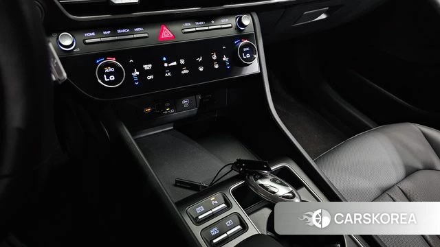 Hyundai Sonata D Edge Hybrid (DN8) 2023 Белый из Кореи, фото 6