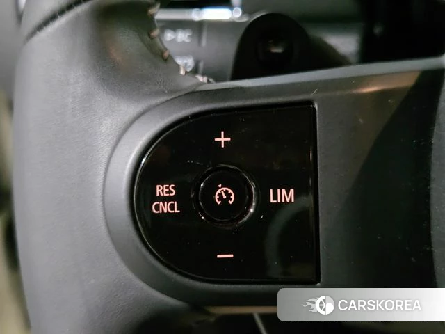 Mini Cooper S Clubman 2022 Жемчужный цвет из Кореи, фото 6