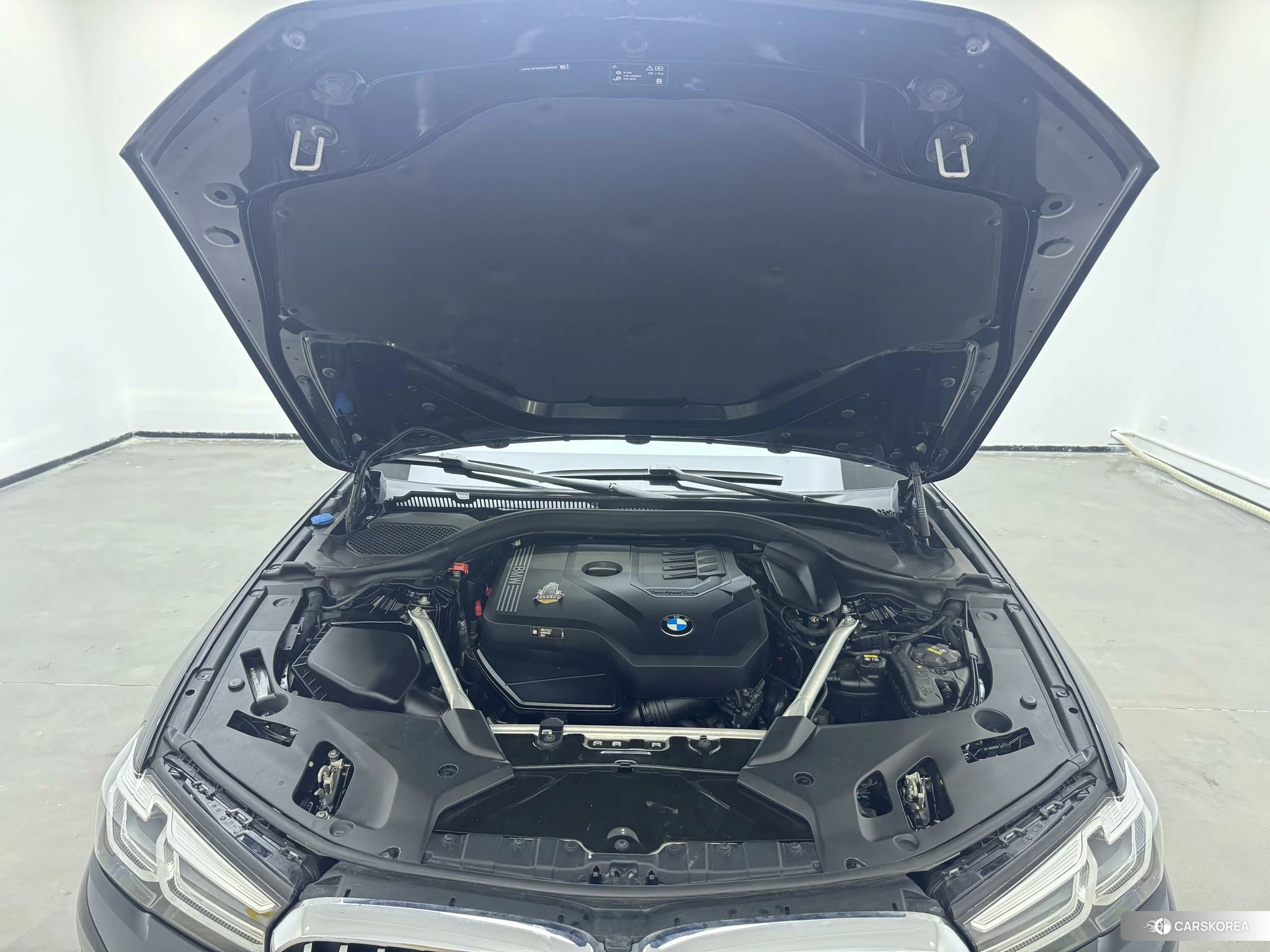 BMW 5 series 2020 Черный из Китая, фото 6