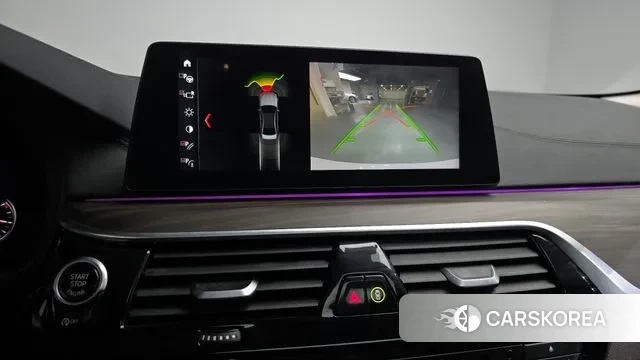 BMW 5 Series (G30) 2018 Белый из Кореи, фото 6