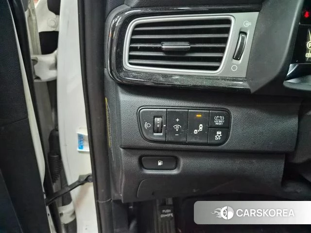 Kia Niro 2018 Белый из Кореи, фото 6