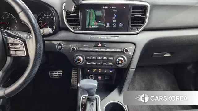 Kia Sportage The Bold 2021 Серебристо-серый из Кореи, фото 6