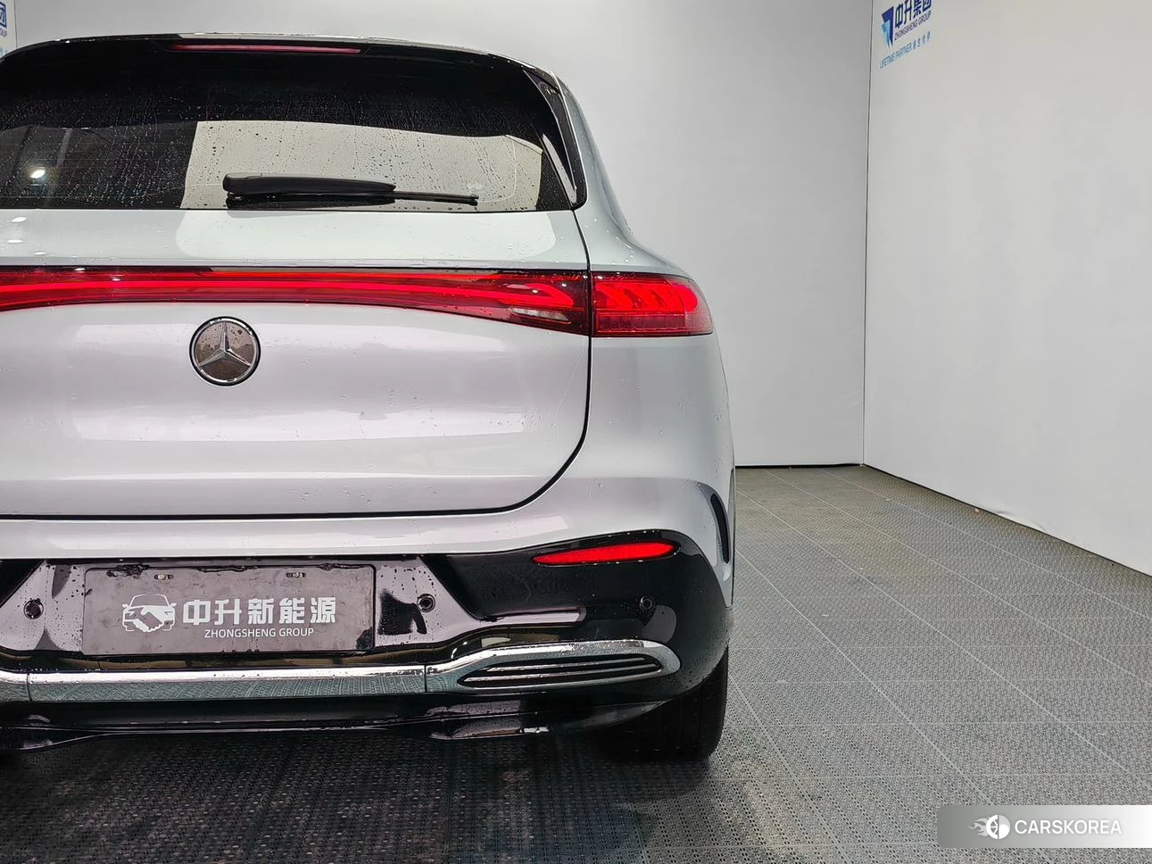 Mercedes-Benz EQS SUV 2023 Серебристо-серый из Китая, фото 6