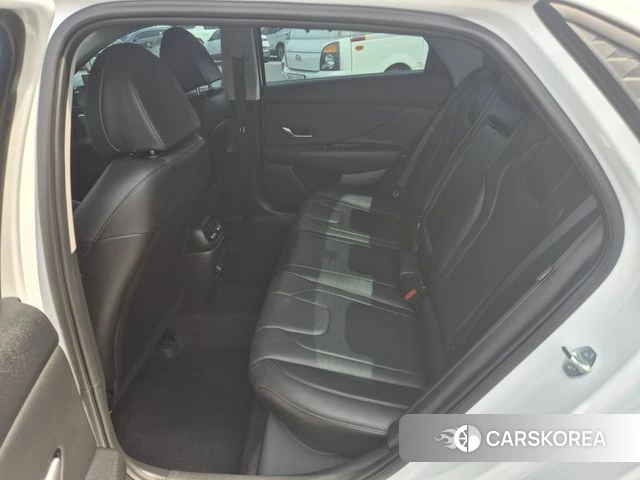 Hyundai The New Avante (CN7) 2024 Белый из Кореи, фото 6