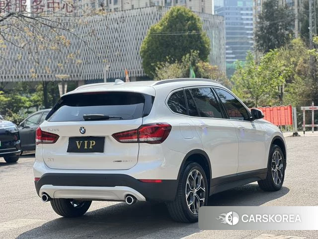 BMW X1 id 3876272 из Китая 6