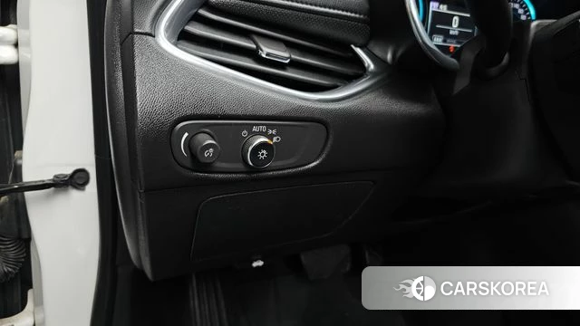 Chevrolet (GM Daewoo) All New Malibu 2018 Белый из Кореи, фото 6