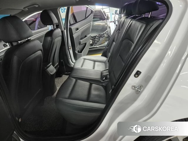 Hyundai Avante AD 2018 Белый из Кореи, фото 6