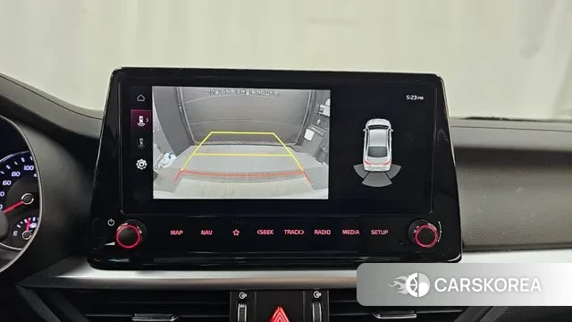 Kia The New K3 2nd generation 2023 Белый из Кореи, фото 6