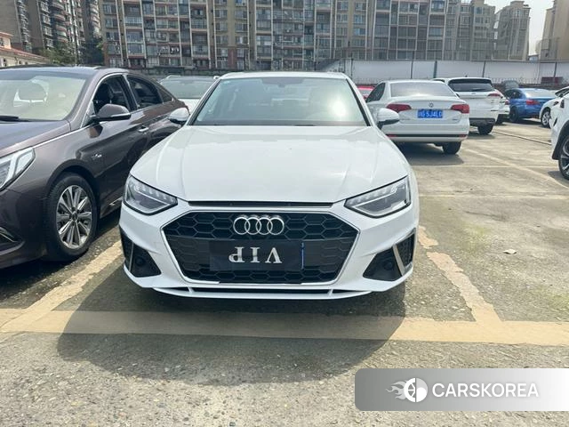 Audi A4L 2023 Белый из Китая, фото 6