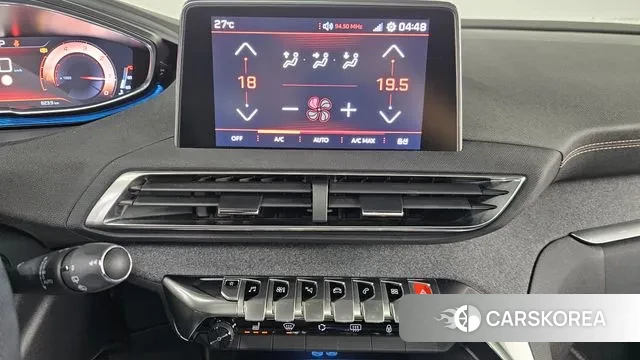 Peugeot 3008 second generation 2018 Белый из Кореи, фото 6