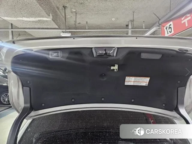 Lexus ES300h 7th generation 2023 Серебристо-серый из Кореи, фото 6