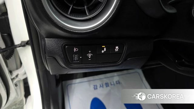 Kia The New K3 2nd generation 2021 Белый из Кореи, фото 6