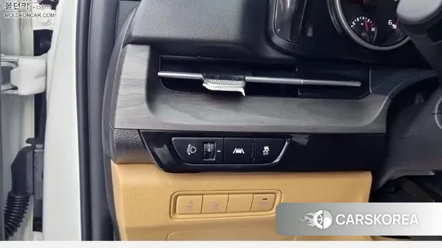 Kia Carnival 4th generation 2023 Белый из Кореи, фото 6