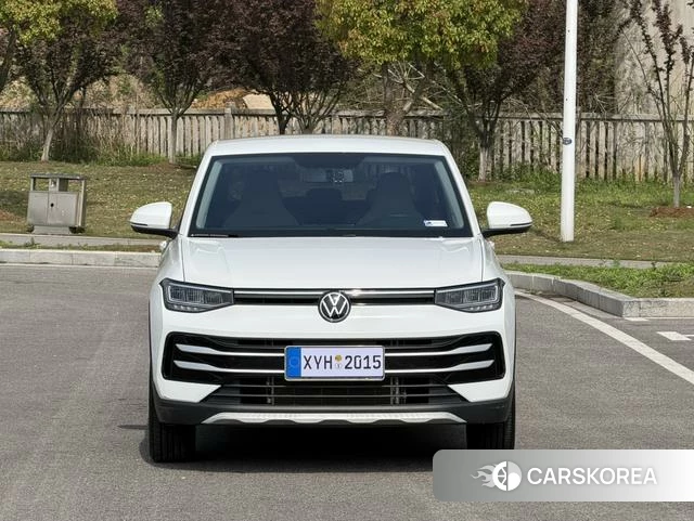 Volkswagen Tuyue 2025 Белый из Китая, фото 6