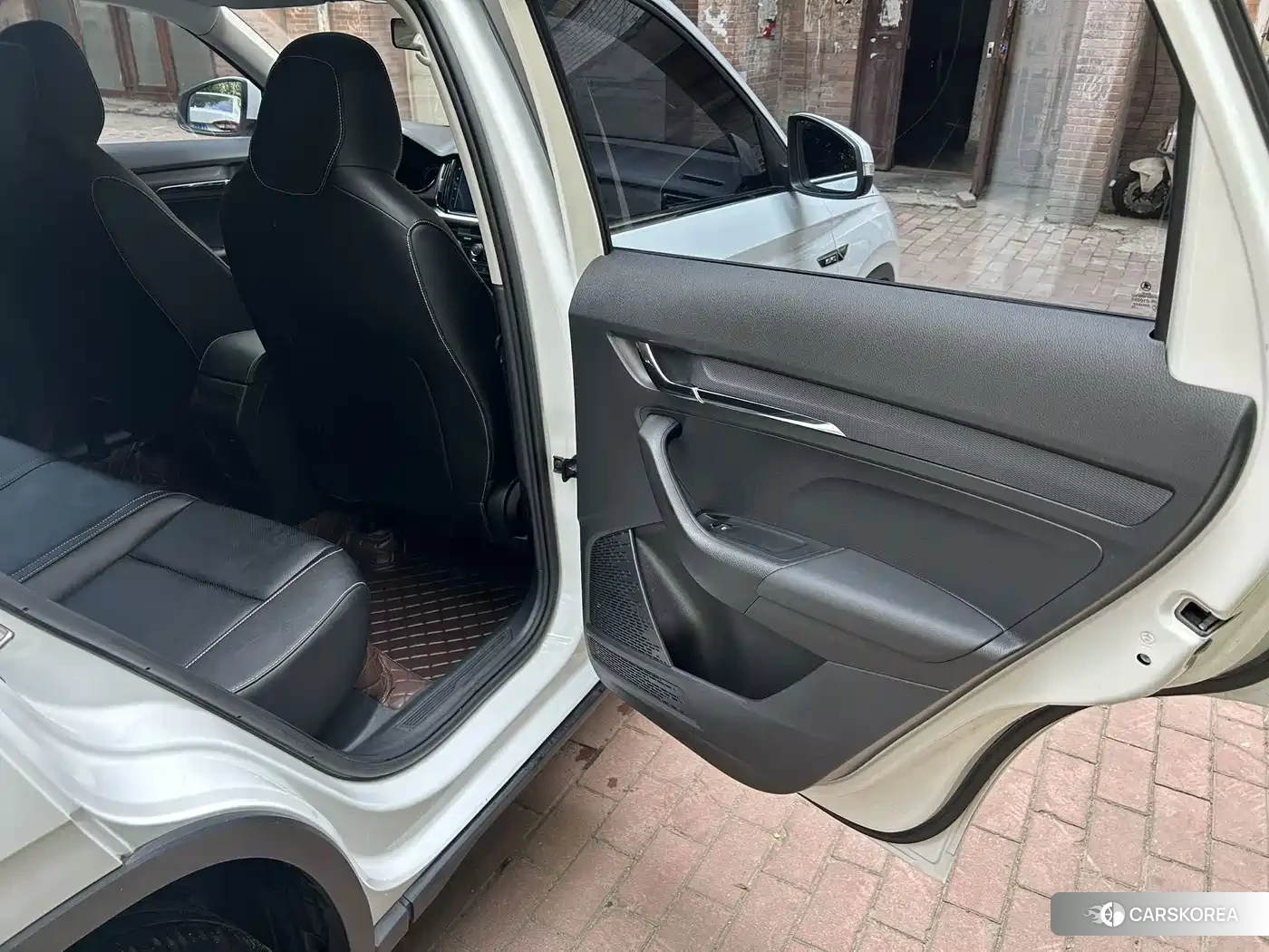 Skoda Kamiq 2023 Белый из Китая, фото 6