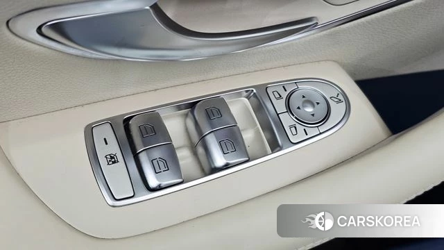 Mercedes-Benz E-Class W213 2022 Белый из Кореи, фото 6