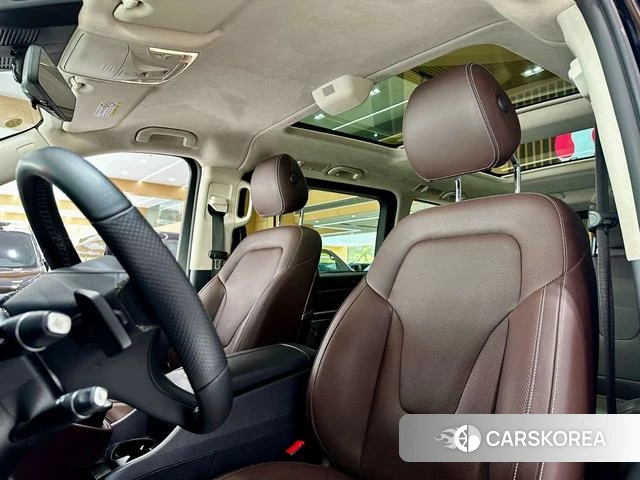Mercedes-Benz V-class 2023 Черный из Китая, фото 6