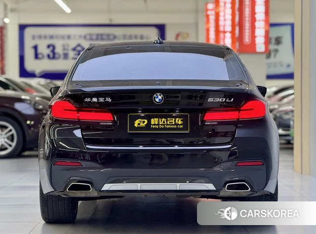 BMW 5 series 2022 Черный из Китая, фото 6