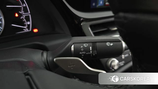 Lexus ES300h 7th generation 2025 Белый из Кореи, фото 6