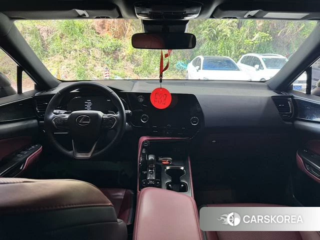 Lexus NX 2023 Серебристо-серый из Китая, фото 6