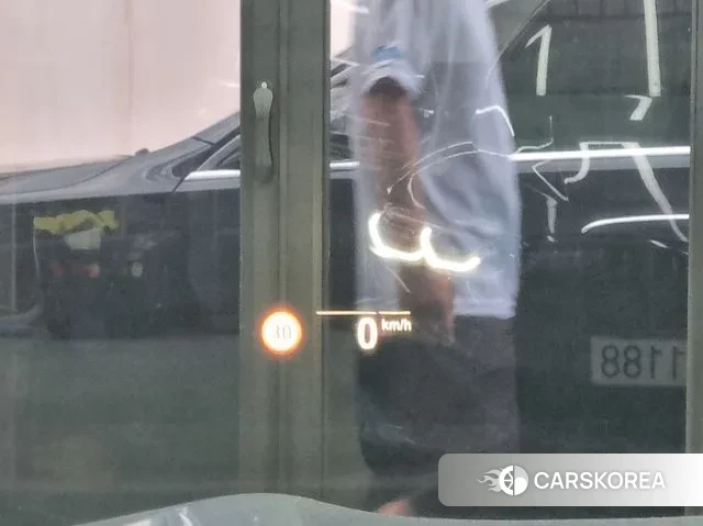 BMW 8 Series (G15) 2022 Небесно-голубой из Кореи, фото 6