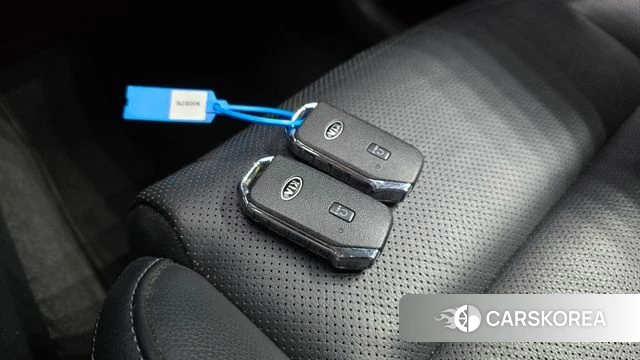 Kia K7 Premier 2021 Черный из Кореи, фото 6