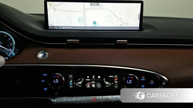 Genesis GV70 2023 Белый из Кореи, фото 6