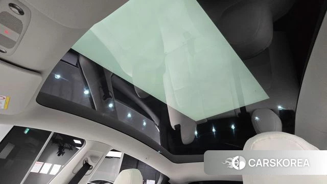 Tesla Model Y 2023 Белый из Кореи, фото 6