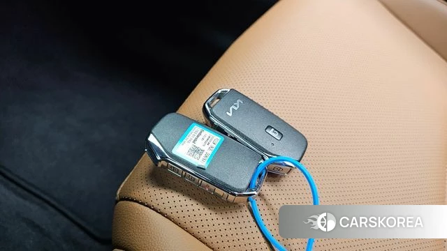 Kia Sportage 5th Generation Hybrid 2024 Белый из Кореи, фото 6