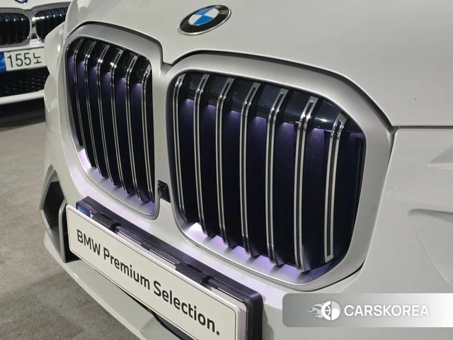 BMW X7 (G07) 2023 Белый из Кореи, фото 6