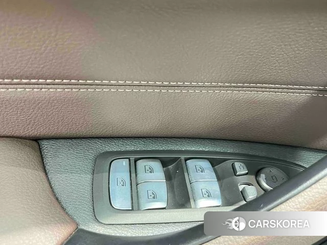BMW X1 2021 Белый из Китая, фото 6