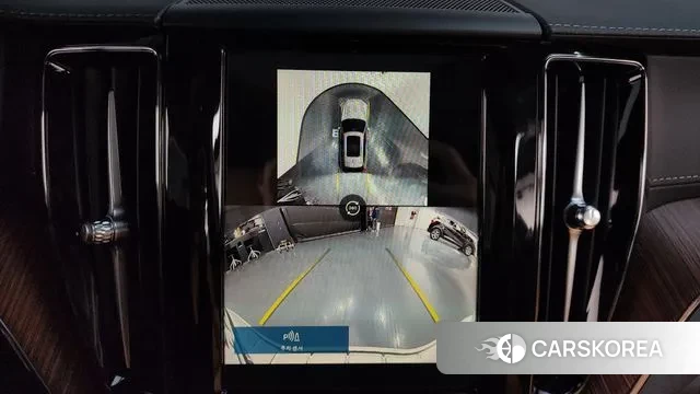 Volvo XC60 second Generation 2024 Белый из Кореи, фото 6