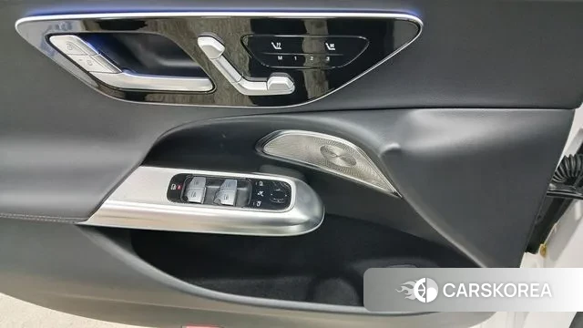 Mercedes-Benz E-Class W214 2025 Белый из Кореи, фото 6