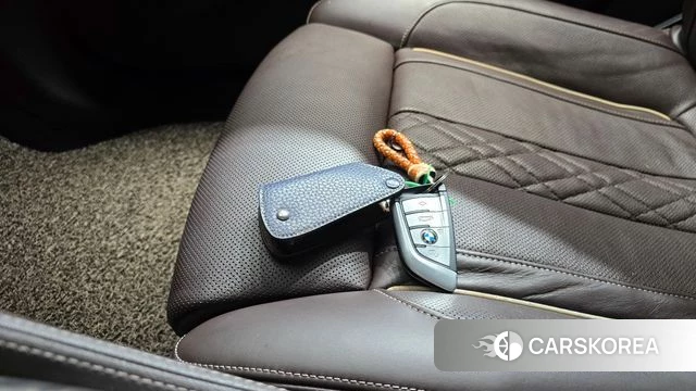 BMW 5 Series (G30) 2018 Черный из Кореи, фото 6