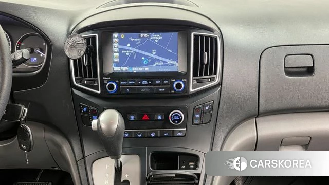 Hyundai The New Grand Starex 2018 Белый из Кореи, фото 6