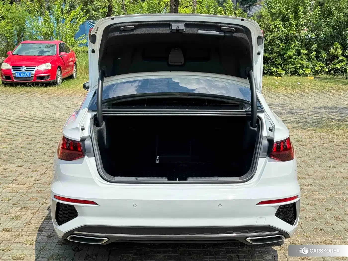 Audi A3 2023 Белый из Китая, фото 6