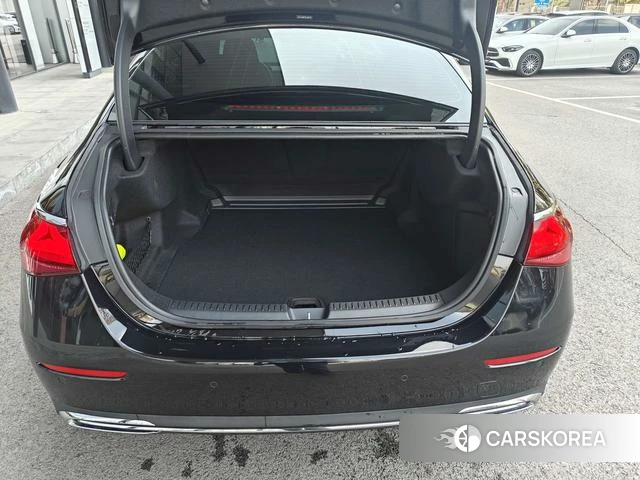Mercedes-Benz E-class 2025 Черный из Китая, фото 6