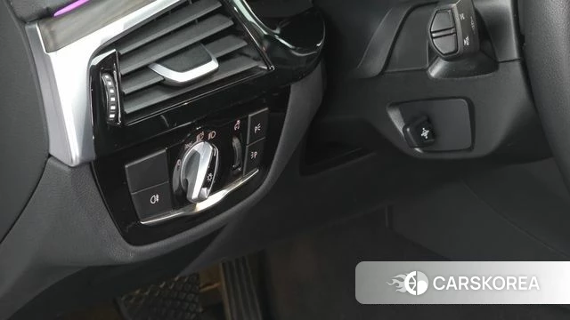 BMW 6 Series GT (G32) 2023 Белый из Кореи, фото 6