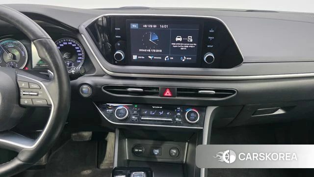 Hyundai Sonata Hybrid (DN8) 2022 Белый из Кореи, фото 6