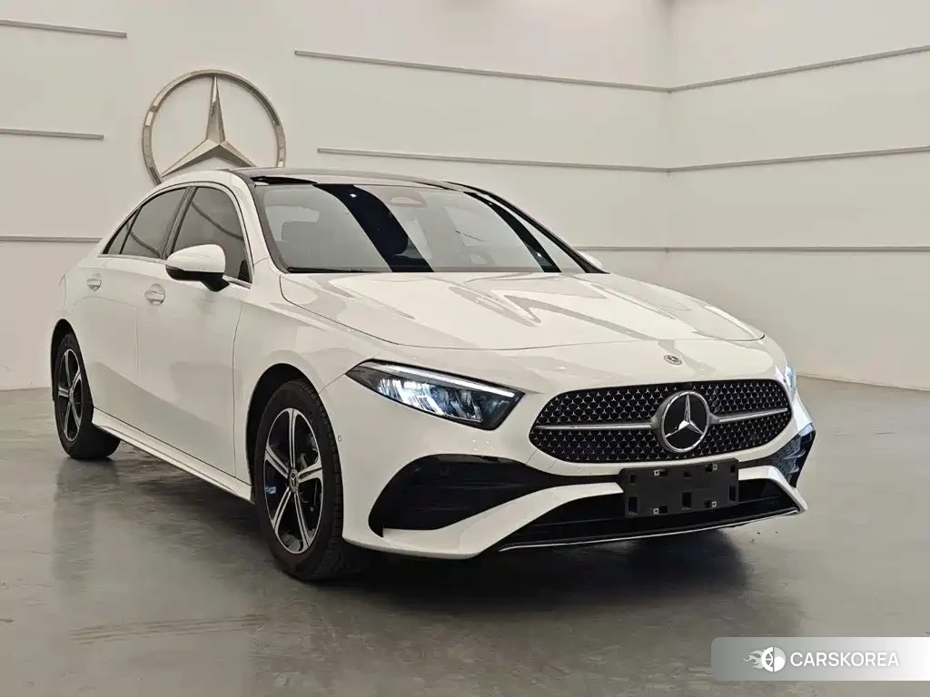 Mercedes-Benz A-Class 2024 Белый из Китая, фото 6