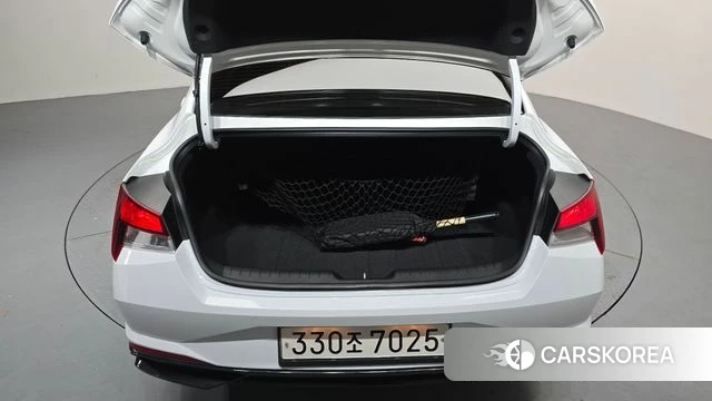 Hyundai Avante Hybrid (CN7) 2021 Белый из Кореи, фото 6