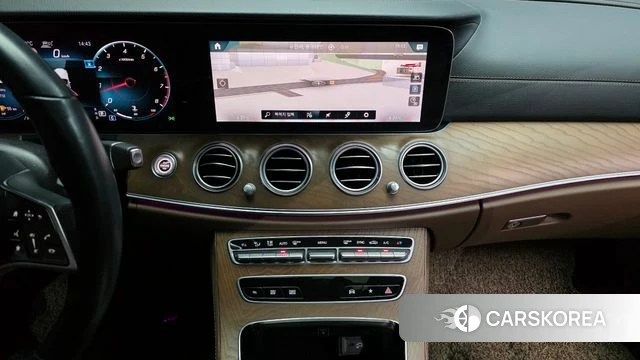 Mercedes-Benz E-Class W213 2021 Серый из Кореи, фото 6