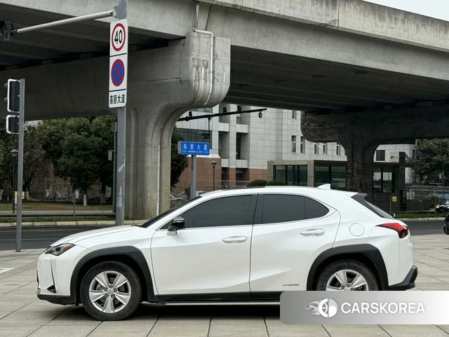 Lexus UX id 3857868 из Китая 6