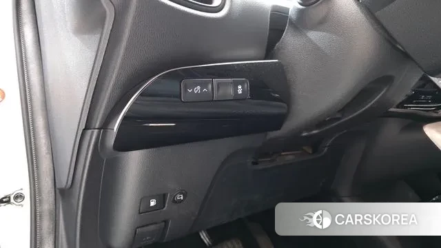 Toyota Prius 4th Generation 2018 Серебряный из Кореи, фото 6