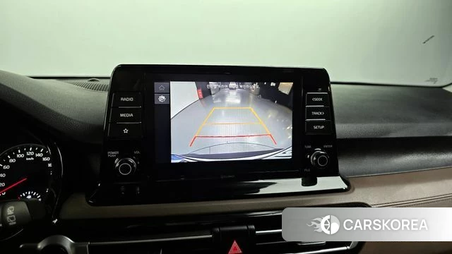 Kia Seltos 2022 Белый из Кореи, фото 6