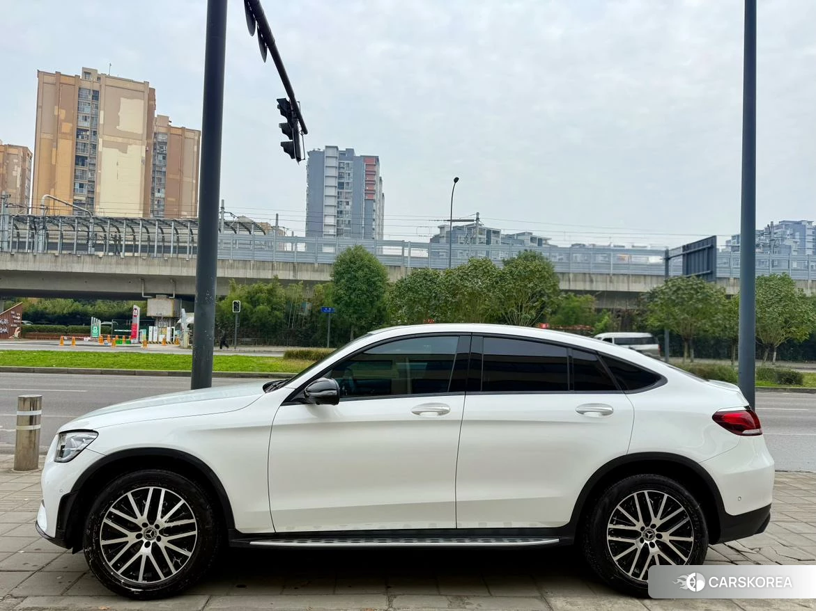 Mercedes-Benz GLC Coupe 2021 Белый из Китая, фото 6